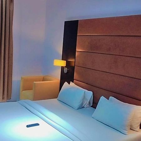 Axor Hotel & Suites Леккі Екстер'єр фото